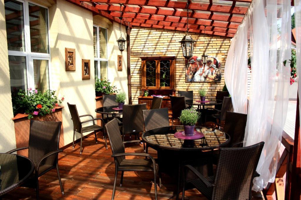 Hotel Piemont Pabianice Εξωτερικό φωτογραφία