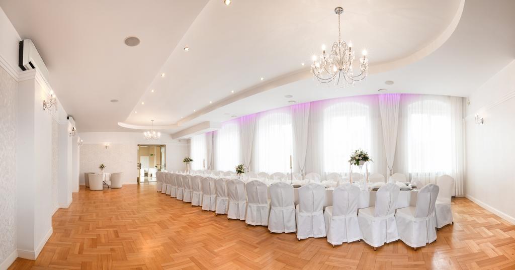 Hotel Piemont Pabianice Εξωτερικό φωτογραφία