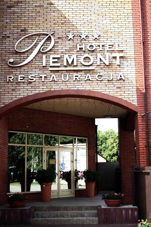 Hotel Piemont Pabianice Εξωτερικό φωτογραφία