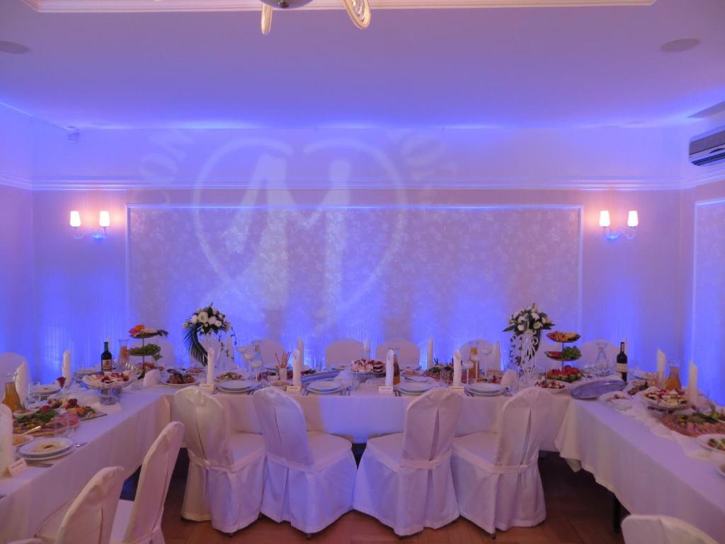 Hotel Piemont Pabianice Εξωτερικό φωτογραφία