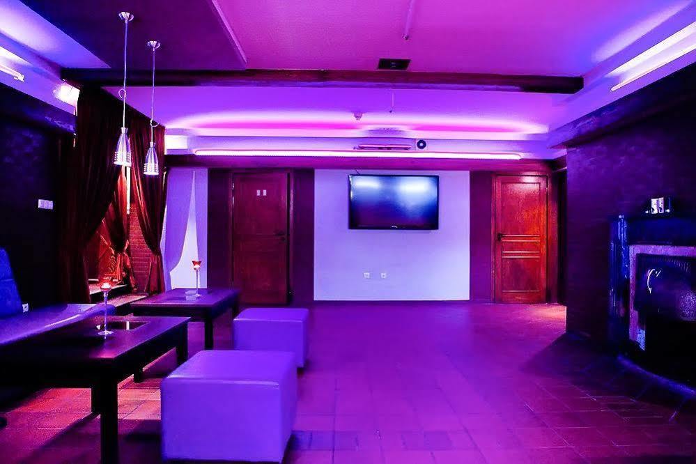 Hotel Piemont Pabianice Εξωτερικό φωτογραφία
