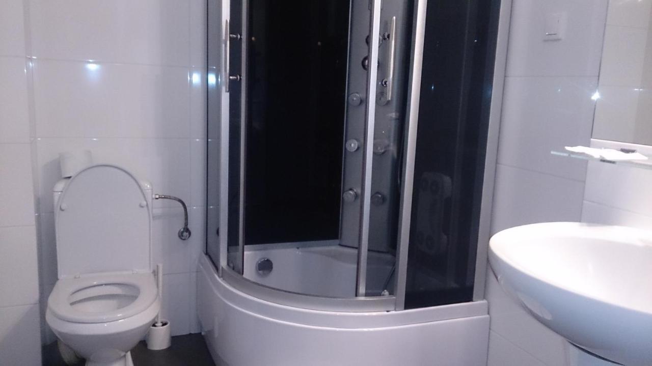Hotel Piemont Pabianice Εξωτερικό φωτογραφία