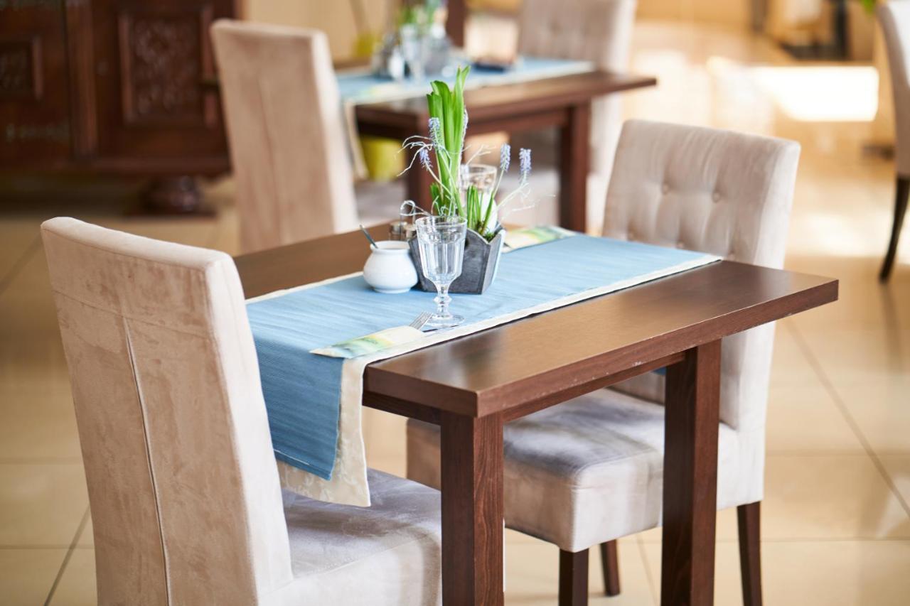 Hotel Piemont Pabianice Εξωτερικό φωτογραφία