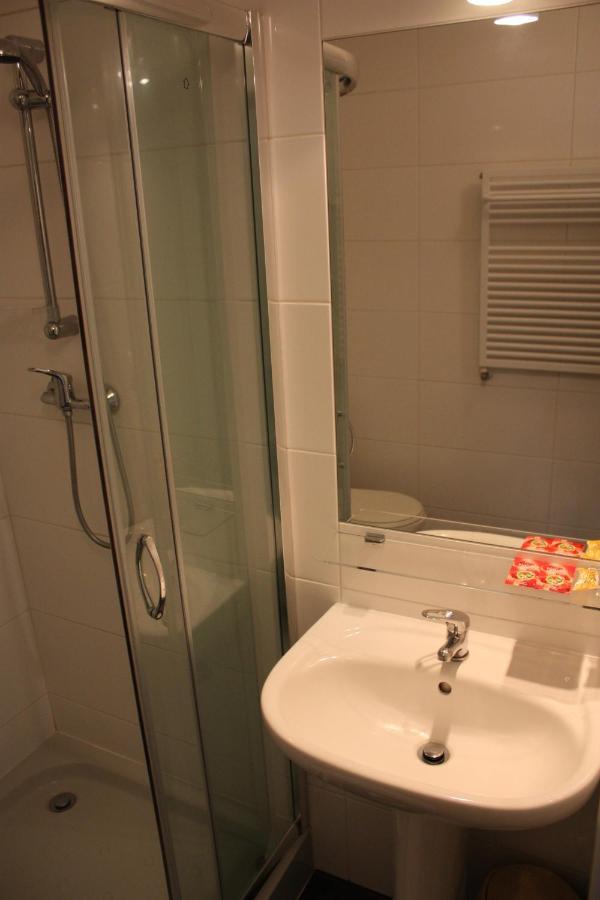 Hotel Piemont Pabianice Δωμάτιο φωτογραφία